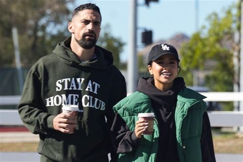 Becky G and Fiancé Sebastian Lletget Step Out Together 8。